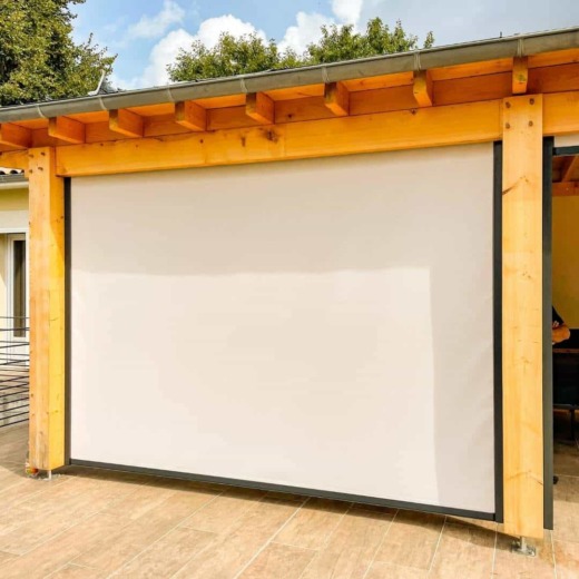 Stores-color-fenetre-Bordeaux