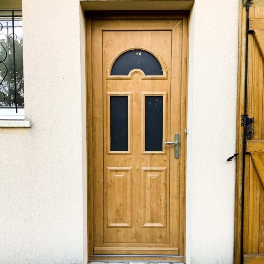 Porte-dentree-en-bois-color-fenetre-Bordeaux